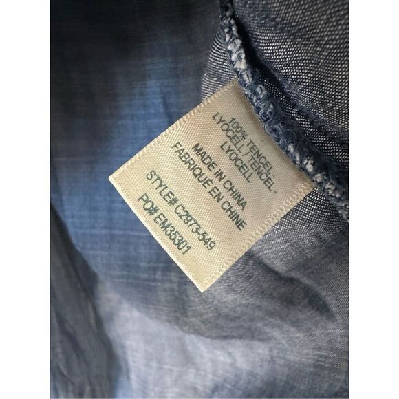 Cloth and Stone Chambray Pop Over Top Size XS - Picture 3 of 4